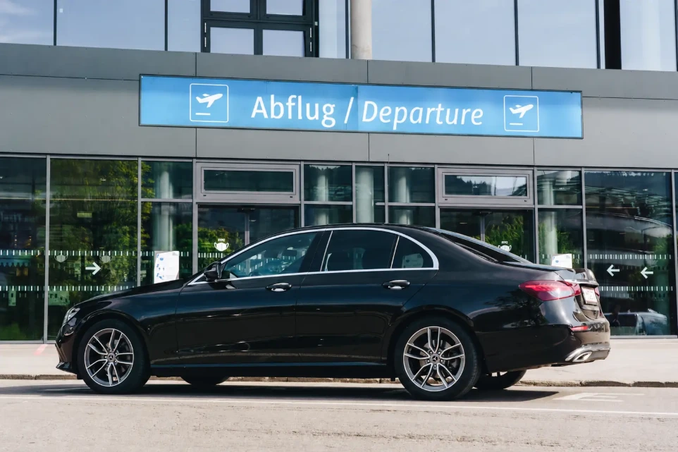 Mercedes E-Klasse für Taxi und Chauffeurservice in Innsbruck